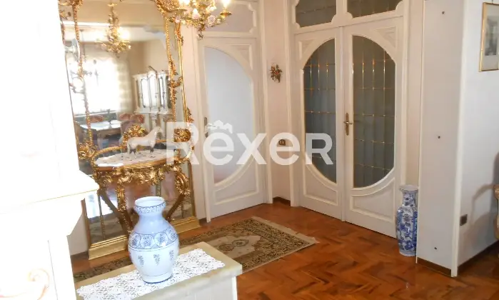 Rexer-None-Appartamento-su-due-piani-in-vendita-in-Via-Beccaria-a-None-Altro