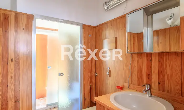 Rexer-Venezia-Casa-indipendente-su-pi-livelli-con-ampia-mansarda-e-giardino-privato-Altro