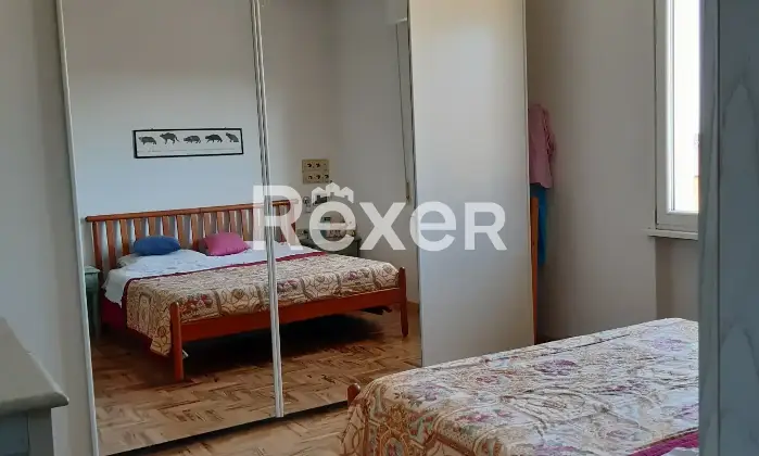 Rexer-Campi-Bisenzio-Vendesi-quadrilocale-Camera-da-letto