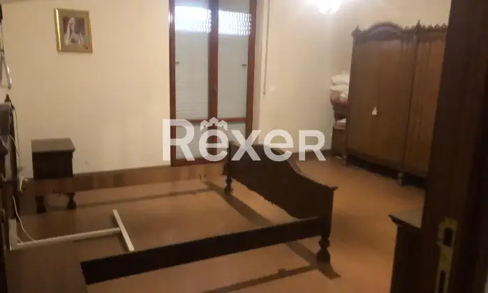 Rexer-Cadeo-Immobile-commerciale-e-residenziale-in-vendita-in-via-Emilia-a-Cadeo-Altro