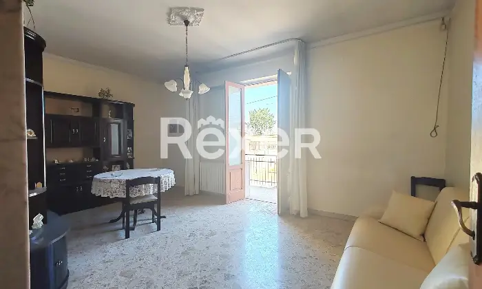 Rexer-Bitonto-Intera-palazzina-indipendente-terracielo-con-due-appartamenti-giardino-terrazzi-e-garage-Altro
