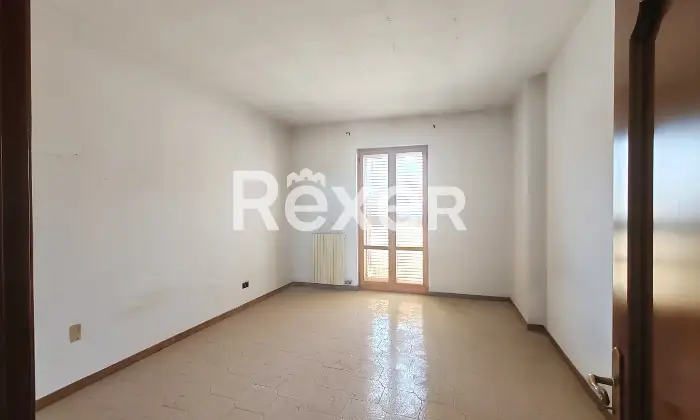 Rexer-Bitonto-Intera-palazzina-indipendente-terracielo-con-due-appartamenti-giardino-terrazzi-e-garage-Altro