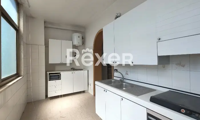Rexer-Bitonto-Intera-palazzina-indipendente-terracielo-con-due-appartamenti-giardino-terrazzi-e-garage-Altro