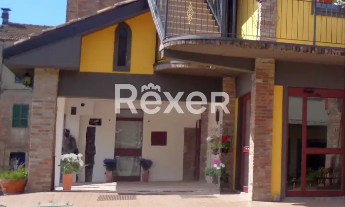 Rexer-Calendasco-Ostello-con-Bar-e-Ristorante-in-vendita-a-Calendasco-Via-Giuseppe-Mazzini-Altro