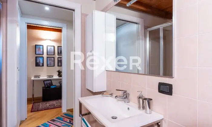 Rexer-Toscolano-Maderno-TRILOCALE-CON-LOGGIA-VISTA-LAGO-E-PISCINA-Altro