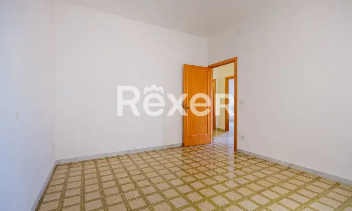 Rexer-Gallipoli-Appartamento-al-primo-piano-con-veranda-e-terrazzo-abitabile-con-scorci-vista-mare-Altro