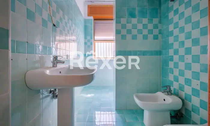 Rexer-Gallipoli-Appartamento-al-primo-piano-con-veranda-e-terrazzo-abitabile-con-scorci-vista-mare-Altro