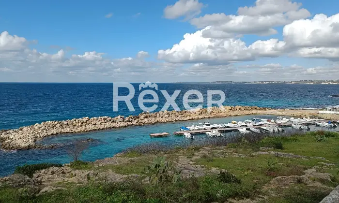 Rexer-Gallipoli-Appartamento-al-primo-piano-con-veranda-e-terrazzo-abitabile-con-scorci-vista-mare-Altro