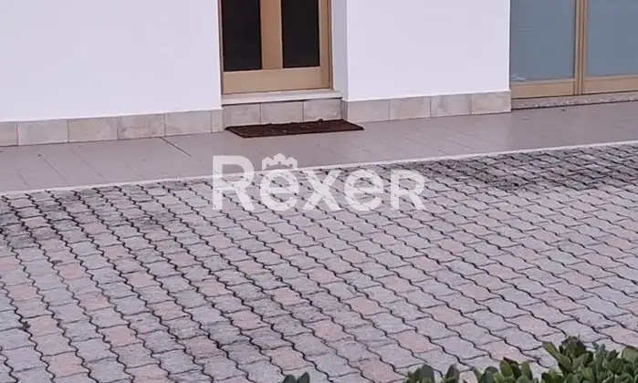 Rexer-Porto-Potenza-Picena-Bilocale-ristrutturato-Altro