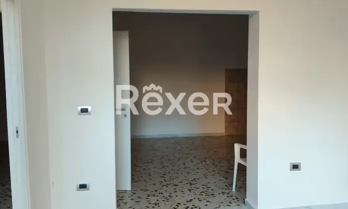 Rexer-Sparanise-Intero-edificio-in-vendita-in-via-Via-F-De-Renzis-a-Sparanise-Altro