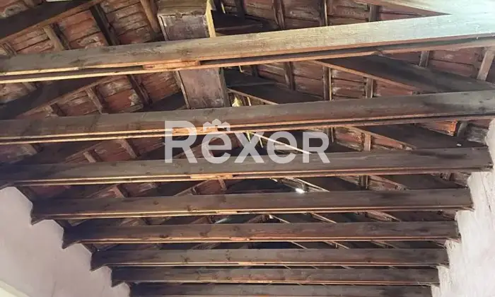Rexer-Treviglio-Magazzino-con-soppalco-e-due-box-auto-Altro