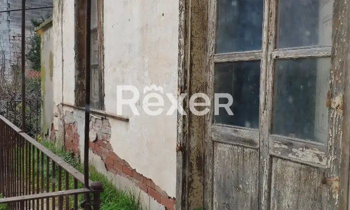 Rexer-Bonorva-Intero-Edificio-Storico-con-Ampio-Giardino-in-Centro-Corso-Umberto-Altro