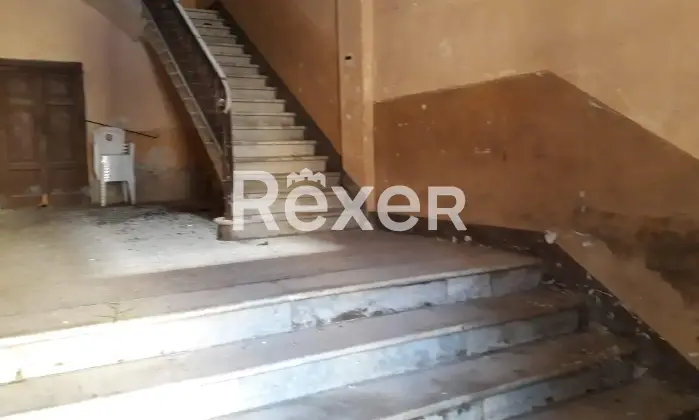 Rexer-Bonorva-Intero-Edificio-Storico-con-Ampio-Giardino-in-Centro-Corso-Umberto-Altro