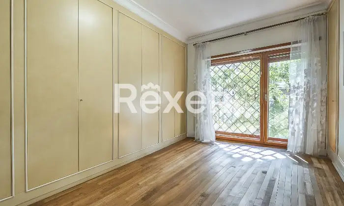 Rexer-Roma-Fonte-MeravigliosaQuadrilocale-con-doppio-posto-auto-e-cantina-Altro