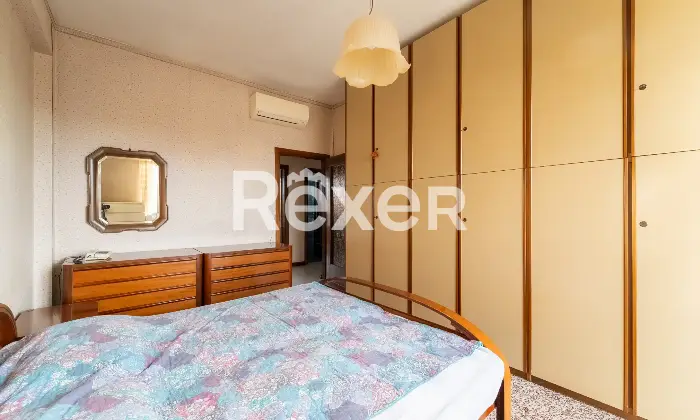 Rexer-Milano-Tre-locali-al-piano-alto-Altro