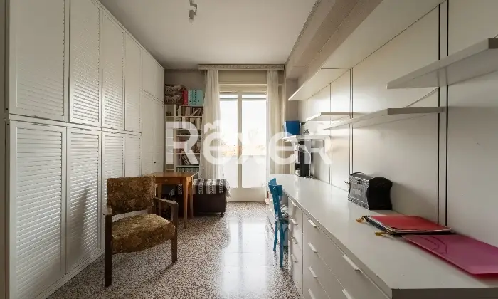Rexer-Milano-Tre-locali-al-piano-alto-Altro