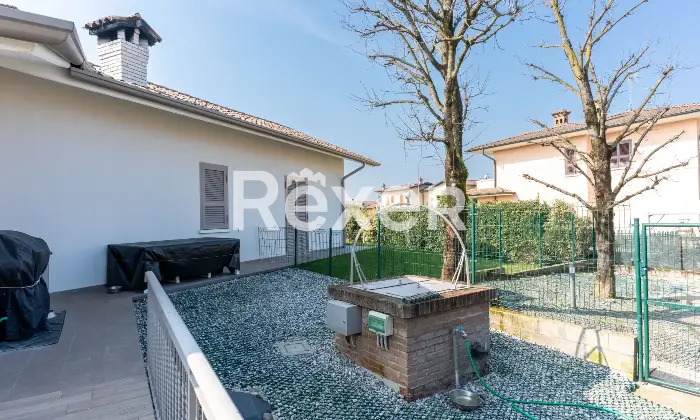 Rexer-Capodimonte-Castenedolo-Capo-di-Monte-Villa-singola-Altro