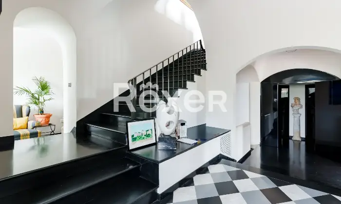 Rexer-Bordighera-Prestigiosa-dimora-storica-fronte-mare-Altro