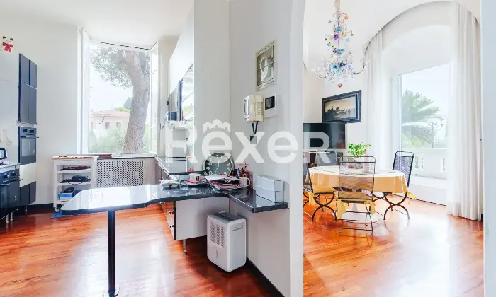 Rexer-Bordighera-Prestigiosa-dimora-storica-fronte-mare-Altro