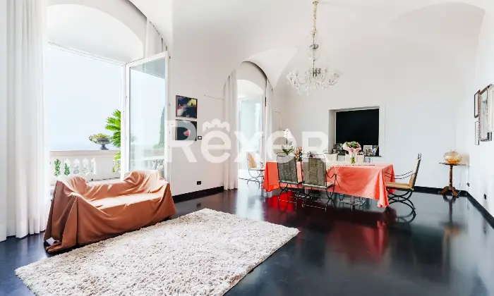 Rexer-Bordighera-Prestigiosa-dimora-storica-fronte-mare-Altro