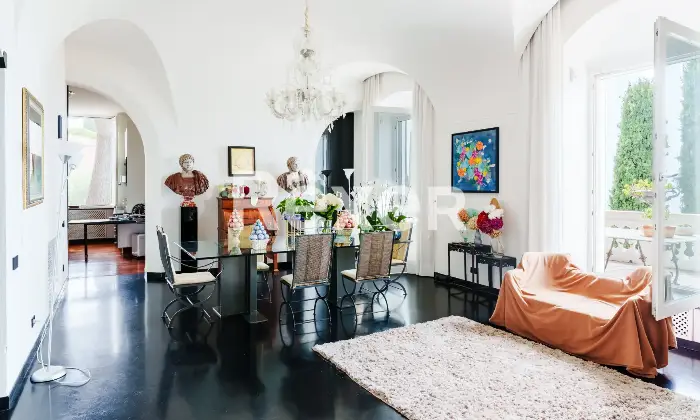 Rexer-Bordighera-Prestigiosa-dimora-storica-fronte-mare-Altro