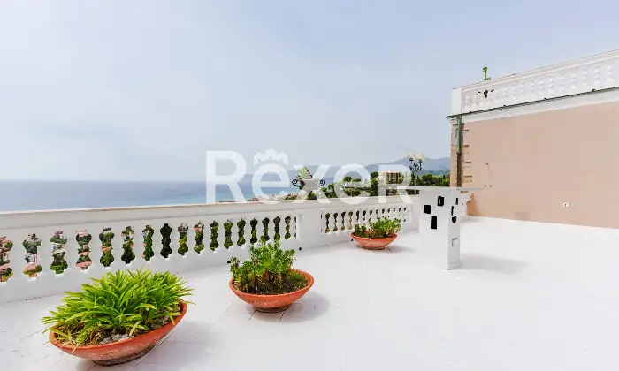 Rexer-Bordighera-Prestigiosa-dimora-storica-fronte-mare-Altro