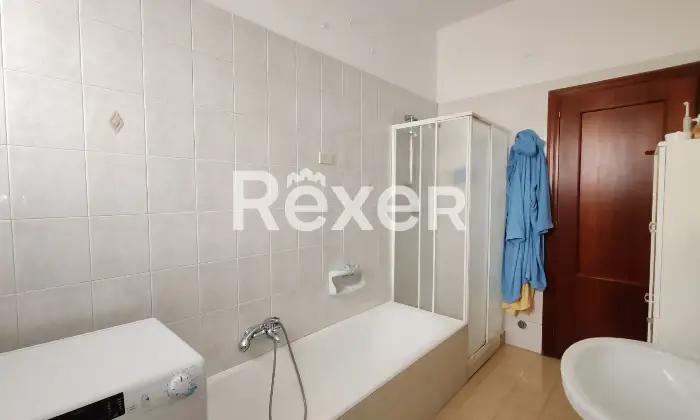 Rexer-Modugno-Luminoso-trilocale-Altro