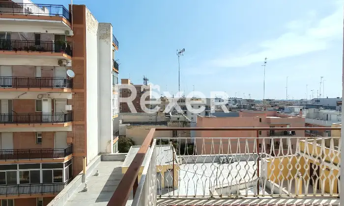 Rexer-Triggiano-Luminoso-appartamento-con-tripla-esposizione-in-VIa-Monti-Triggiano-BA-Altro