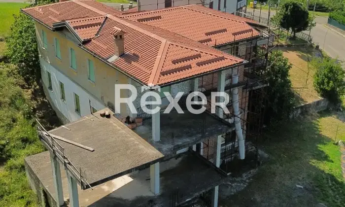 Rexer-Salsomaggiore-Terme-Intero-stabile-in-vendita-in-Via-Castello-a-Salsomaggiore-Terme-Altro