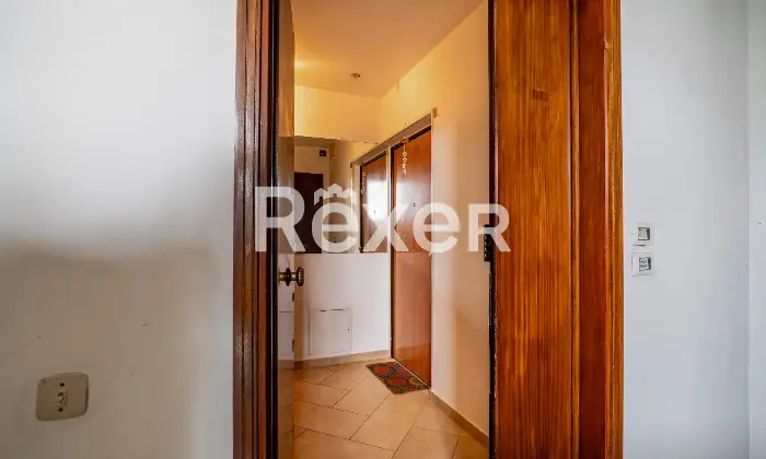 Rexer-Firenze-Bilocale-con-balcone-ottime-condizioni-Altro