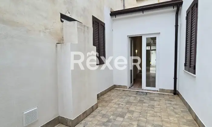 Rexer-San-Vito-Chietino-Stabile-bifamiliare-ristrutturato-con-doppio-ingresso-indipendente-Altro