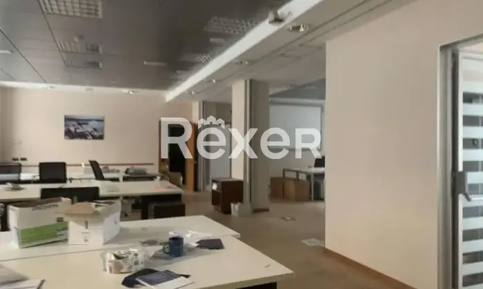 Rexer-Napoli-Filiale-Bancaria-in-vendita-a-Napoli-Altro