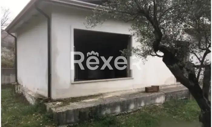Rexer-Picerno-Villetta-bifamiliare-in-vendita-in-Via-Piana-a-Picerno-Altro
