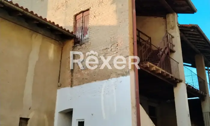 Rexer-casatenovo-Cielo-terra-a-rustico-da-ristrutturare-Altro