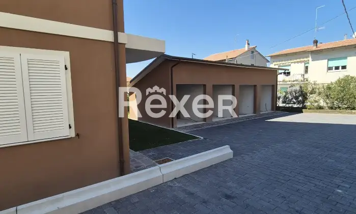 Rexer-Cingoli-Appartamento-con-giardino-in-vendita-in-Via-Gioacchino-Rossini-a-Strada-Cingoli-Altro