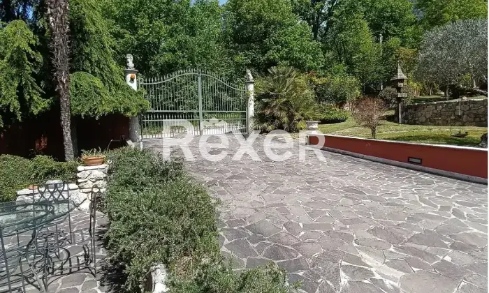 Rexer-San-Vincenzo-Valle-Roveto-Villa-in-vendita-in-Via-Nazionale-a-San-Vincenzo-Valle-Roveto-Altro