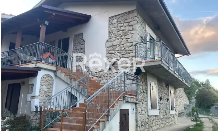 Rexer-Arsita-Casale-cascina-in-Frazione-Colle-Mesole-Arsita-TE-Altro