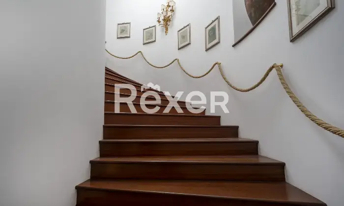 Rexer-Mesagne-Dimora-di-pregio-nel-centro-con-ascensore-dal-garage-al-rooftop-Altro