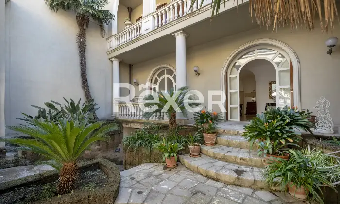 Rexer-Mesagne-Dimora-di-pregio-nel-centro-con-ascensore-dal-garage-al-rooftop-Altro