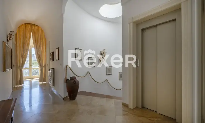 Rexer-Mesagne-Dimora-di-pregio-nel-centro-con-ascensore-dal-garage-al-rooftop-Altro