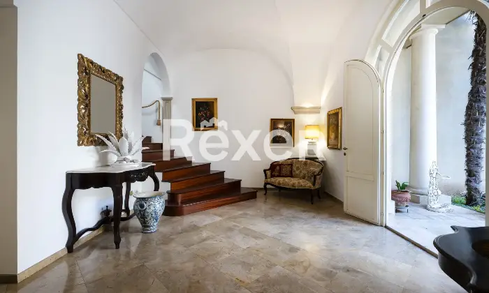 Rexer-Mesagne-Dimora-di-pregio-nel-centro-con-ascensore-dal-garage-al-rooftop-Altro