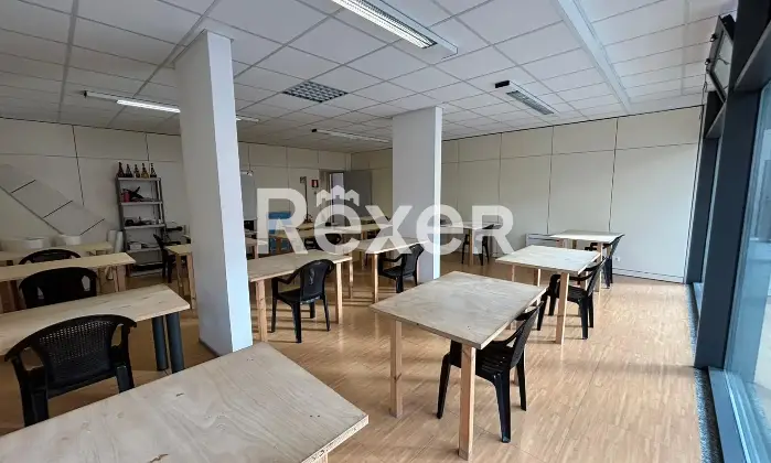Rexer-Spotorno-Ufficio-di-ampia-metratura-con-posto-auto-doppio-Altro