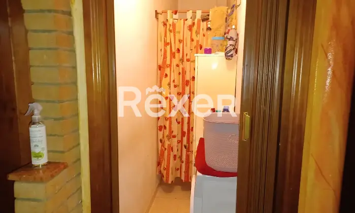Rexer-Reggio-Emilia-Appartamento-con-ampio-terrazzo-verandato-cortile-e-garage-Altro