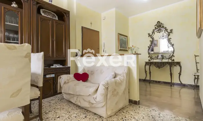 Rexer-Chieri-Luminoso-appartamento-al-paino-con-ascensore-Altro