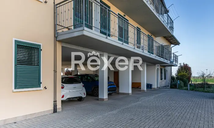 Rexer-Ravenna-Trilocale-con-giardino-esclusivo-e-posto-auto-coperto-Altro