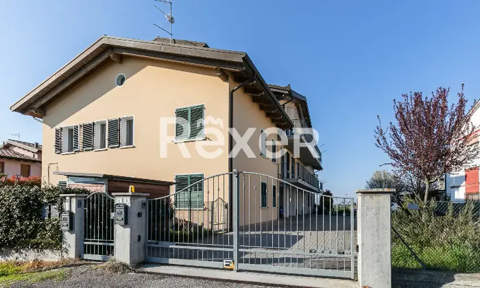 Rexer-Ravenna-Trilocale-con-giardino-esclusivo-e-posto-auto-coperto-Altro