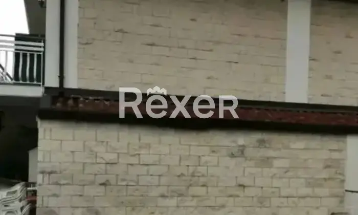 Rexer-Aiello-del-Sabato-Appartamento-al-piano-terra-di-una-villa-Altro