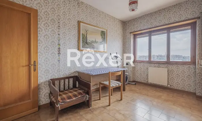 Rexer-Roma-Appartamento-ultimo-piano-di-ampia-metratura-con-terrazzi-Altro