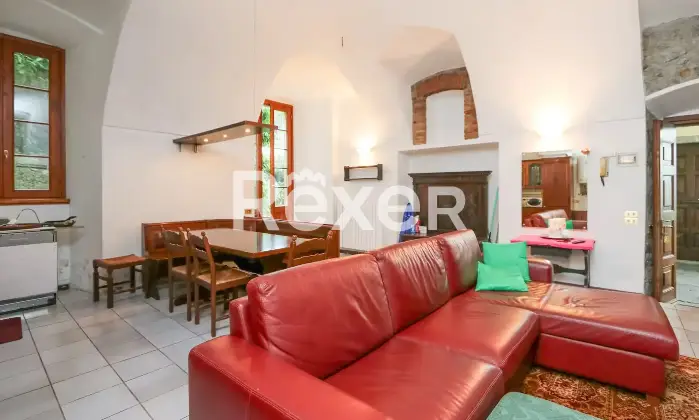 Rexer-Sala-Comacina-Appartamento-fronte-lago-con-giardinetto-Altro
