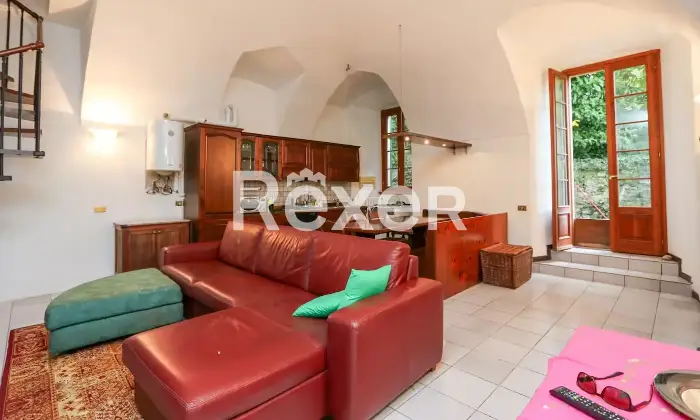 Rexer-Sala-Comacina-Appartamento-fronte-lago-con-giardinetto-Altro
